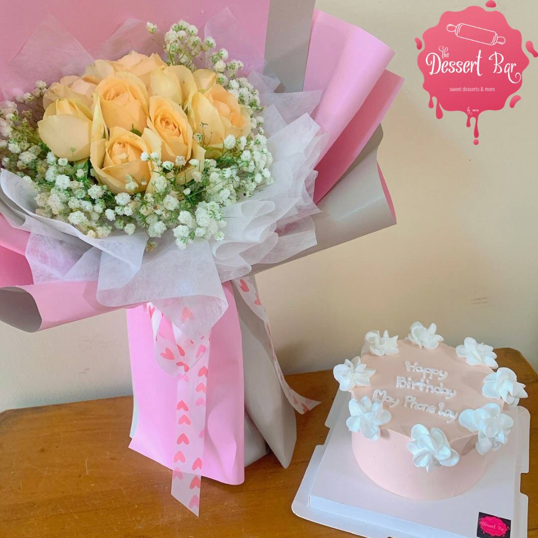 Cake with Bouquet